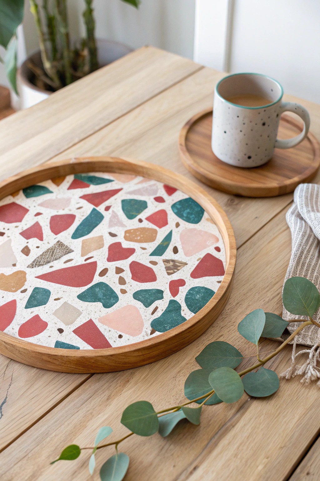 Elevate her table with a handcrafted, terrazzo-inspired lazy Susan—where natural beauty meets bold color.